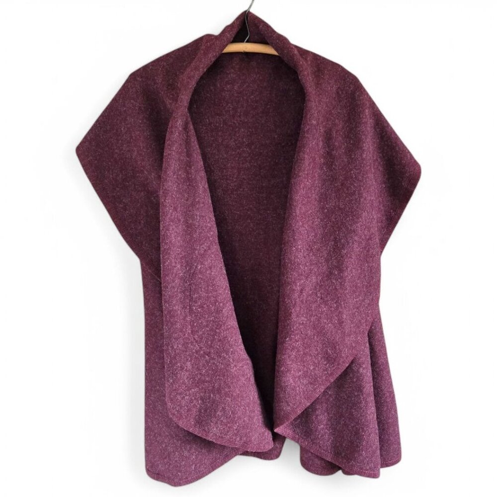 NWOT Look Womens Shawl Vest Convertible Poncho Burgundy Open Front One Size